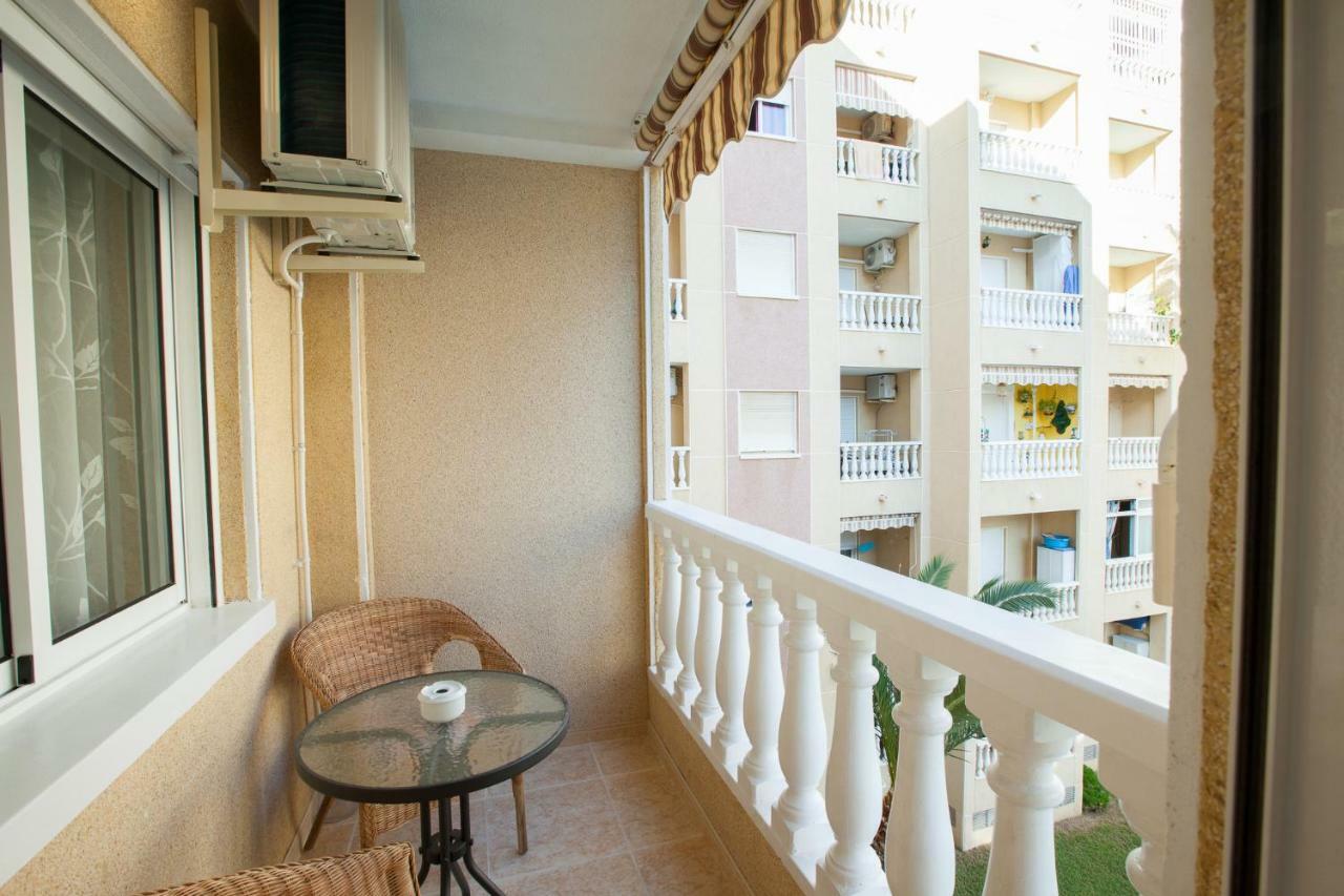 Apartment On San Julian Torrevieja Ngoại thất bức ảnh